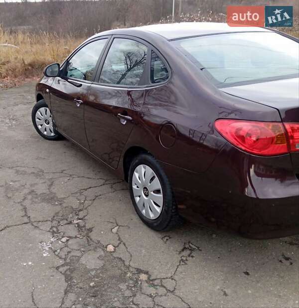Седан Hyundai Elantra 2008 в Вышгороде