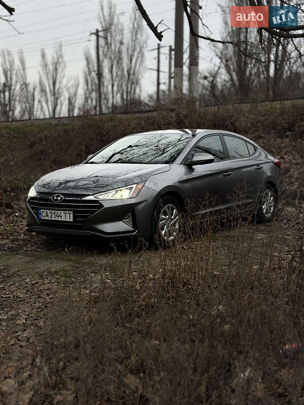 Седан Hyundai Elantra 2018 в Киеве фото 2 Седан Hyundai Elantra 2018 в Киеве