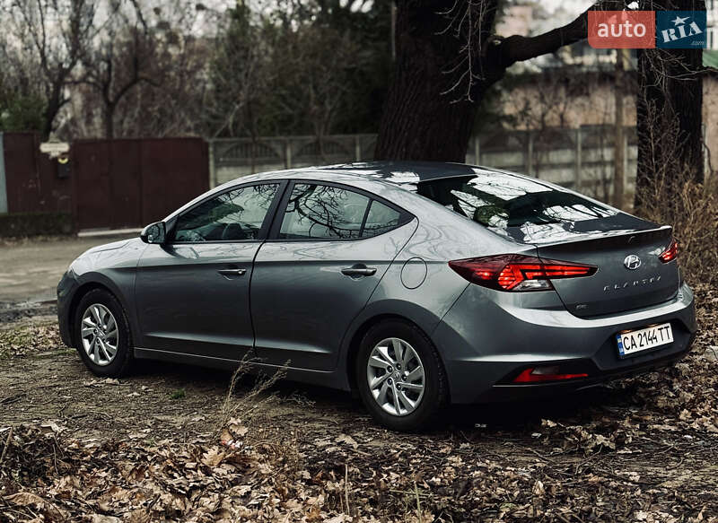 Седан Hyundai Elantra 2018 в Киеве фото 12 Седан Hyundai Elantra 2018 в Киеве