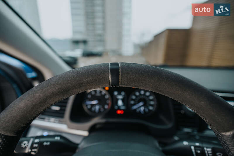 Седан Hyundai Elantra 2017 в Києві фото 35 Седан Hyundai Elantra 2017 в Києві