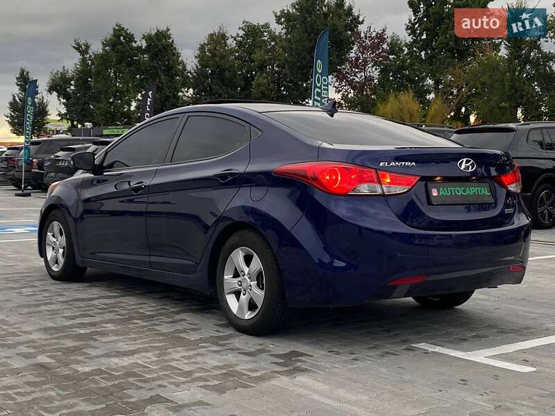 Седан Hyundai Elantra 2011 в Києві фото 14 Седан Hyundai Elantra 2011 в Києві
