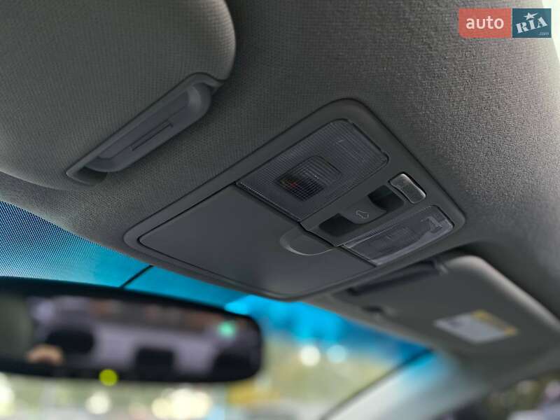 Седан Hyundai Elantra 2011 в Києві фото 38 Седан Hyundai Elantra 2011 в Києві