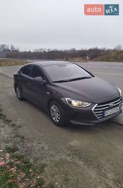 Седан Hyundai Elantra 2018 в Стрию