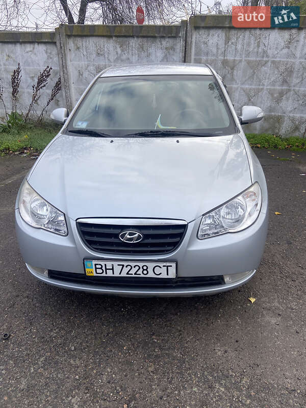 Седан Hyundai Elantra 2010 в Черноморске фото 2 Седан Hyundai Elantra 2010 в Черноморске