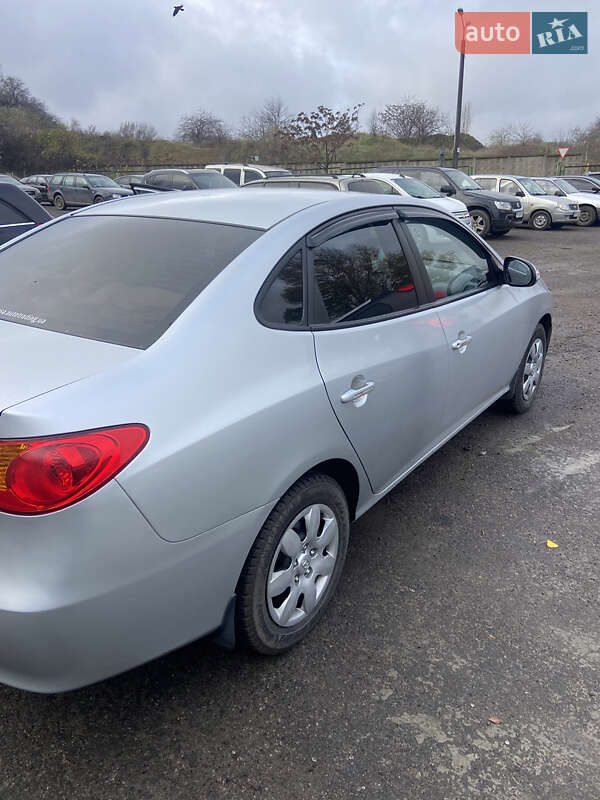 Седан Hyundai Elantra 2010 в Черноморске фото 6 Седан Hyundai Elantra 2010 в Черноморске