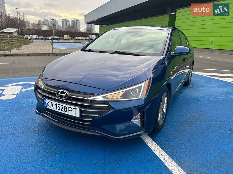Hyundai Elantra 2018