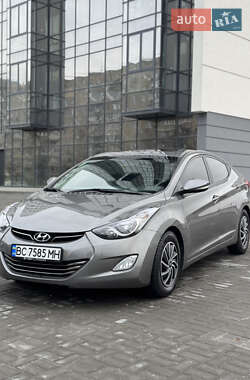Седан Hyundai Elantra 2013 в Днепре