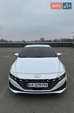 Седан Hyundai Elantra 2021 в Києві