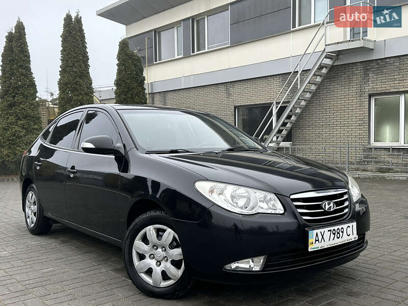 Hyundai Elantra 2010