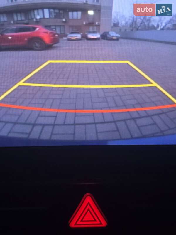 Седан Hyundai Elantra 2023 в Киеве