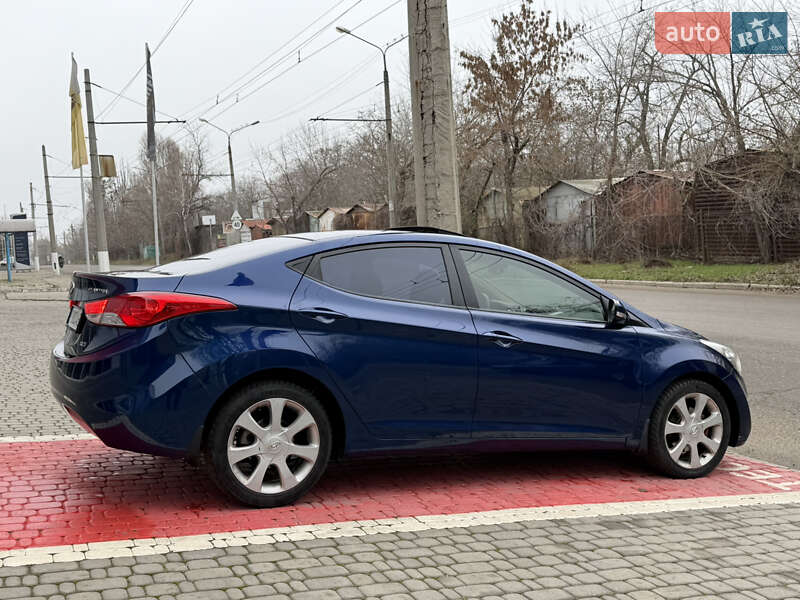 Седан Hyundai Elantra 2012 в Запорожье