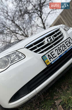 Седан Hyundai Elantra 2010 в Пещанке