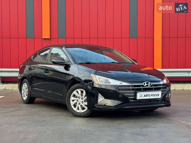 Hyundai Elantra 2019