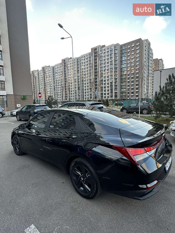 Седан Hyundai Elantra 2020 в Киеве