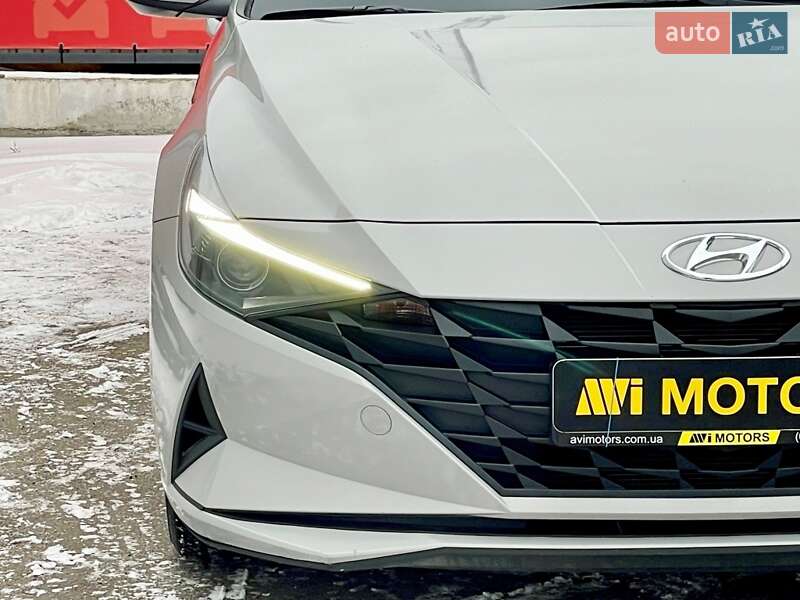 Седан Hyundai Elantra 2021 в Києві