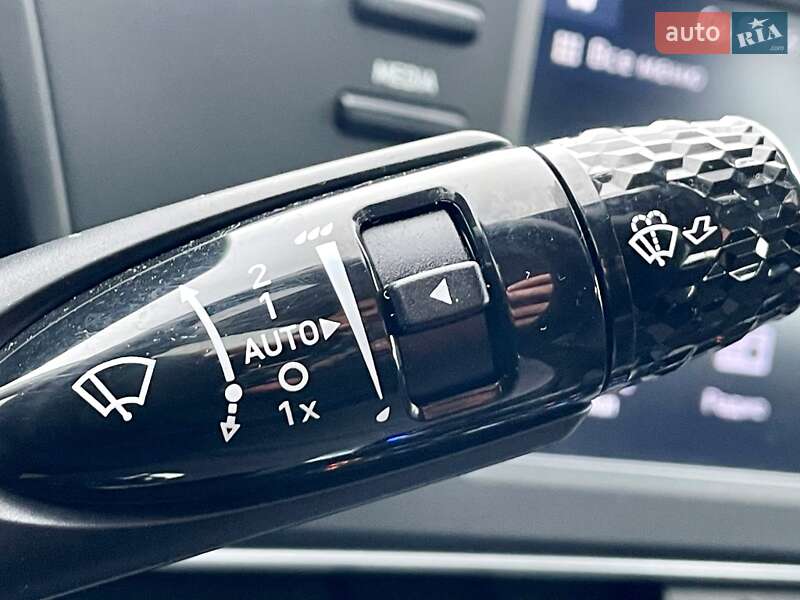 Седан Hyundai Elantra 2021 в Києві