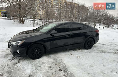 Седан Hyundai Elantra 2020 в Харькове
