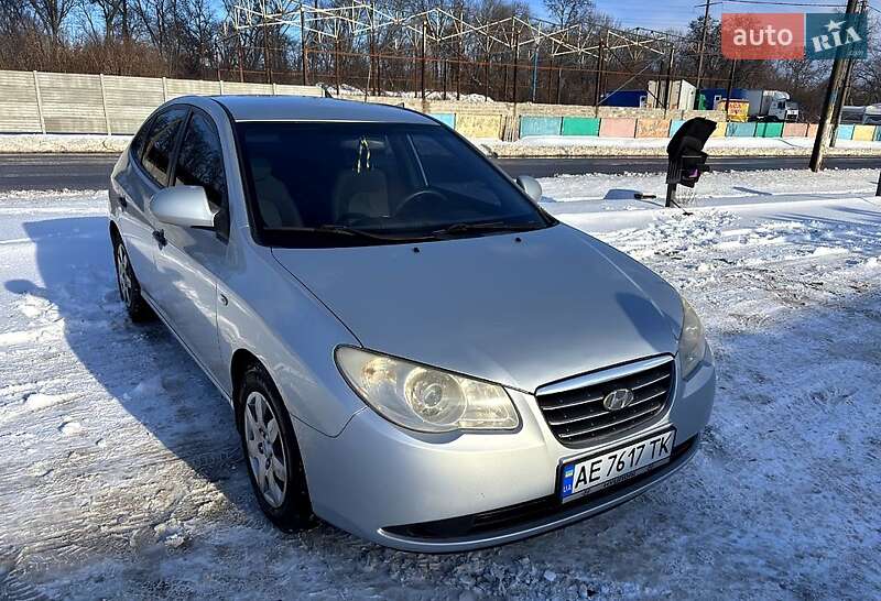 Hyundai Elantra 2007