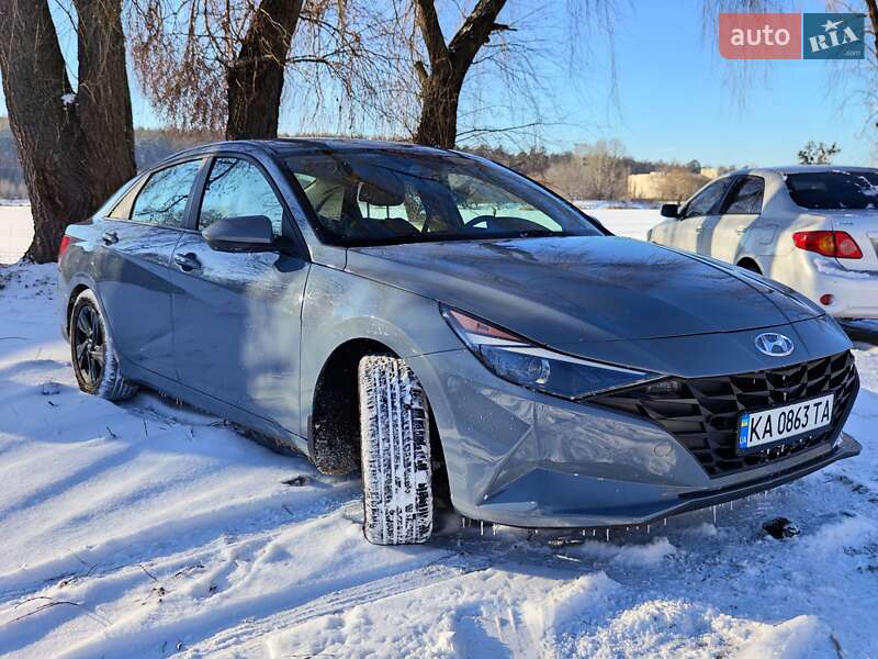 Седан Hyundai Elantra 2022 в Киеве
