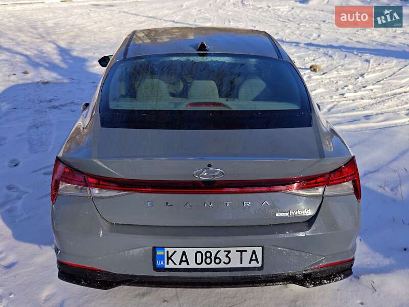 Седан Hyundai Elantra 2022 в Киеве