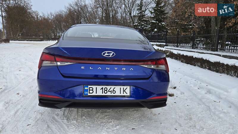 Седан Hyundai Elantra 2021 в Миргороде