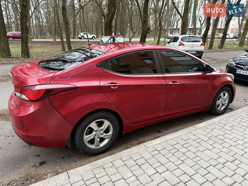 Седан Hyundai Elantra 2014 в Вінниці