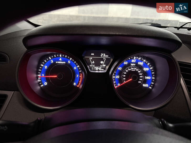 Седан Hyundai Elantra 2014 в Вінниці