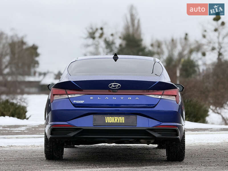 Седан Hyundai Elantra 2021 в Киеве