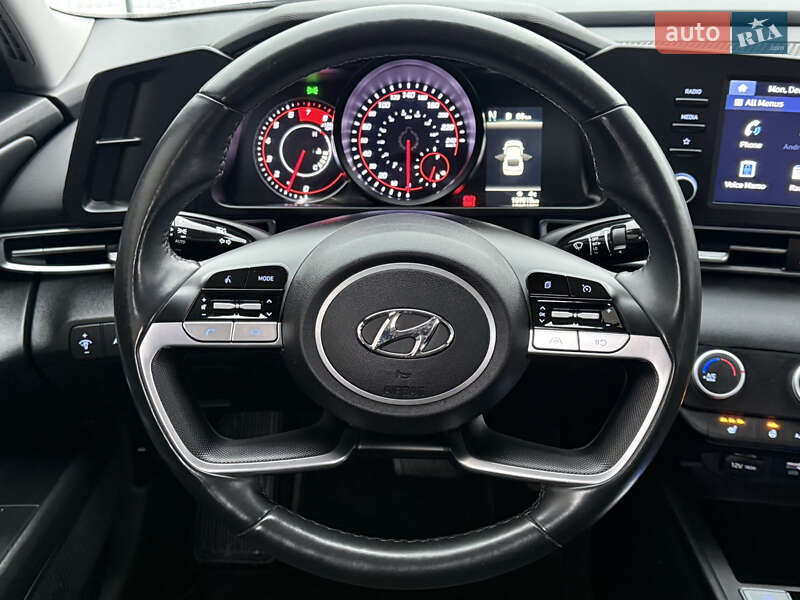 Седан Hyundai Elantra 2021 в Киеве