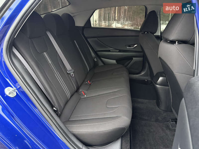 Седан Hyundai Elantra 2021 в Киеве