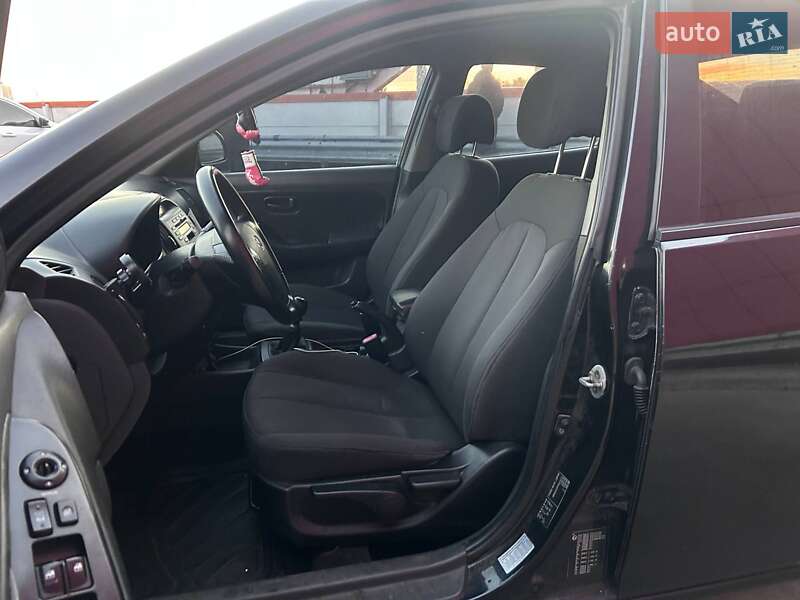 Седан Hyundai Elantra 2008 в Киеве фото 10 Седан Hyundai Elantra 2008 в Киеве