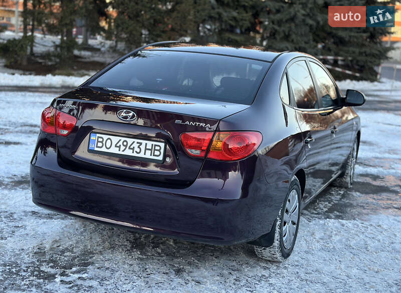 Седан Hyundai Elantra 2007 в Тернополе