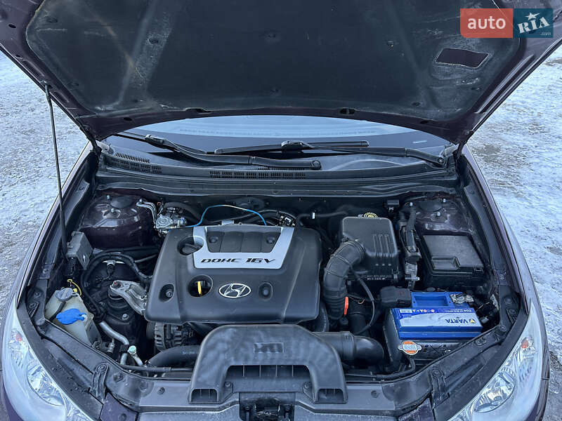 Седан Hyundai Elantra 2007 в Тернополе