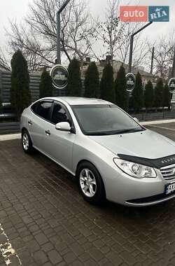 Седан Hyundai Elantra 2010 в Харькове