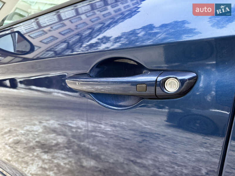 Седан Hyundai Elantra 2017 в Ирпене