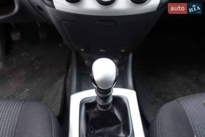 Седан Hyundai Elantra 2008 в Киеве