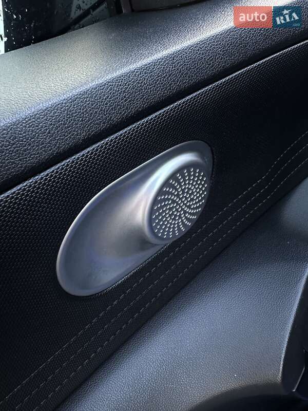 Седан Hyundai Elantra 2022 в Сумах