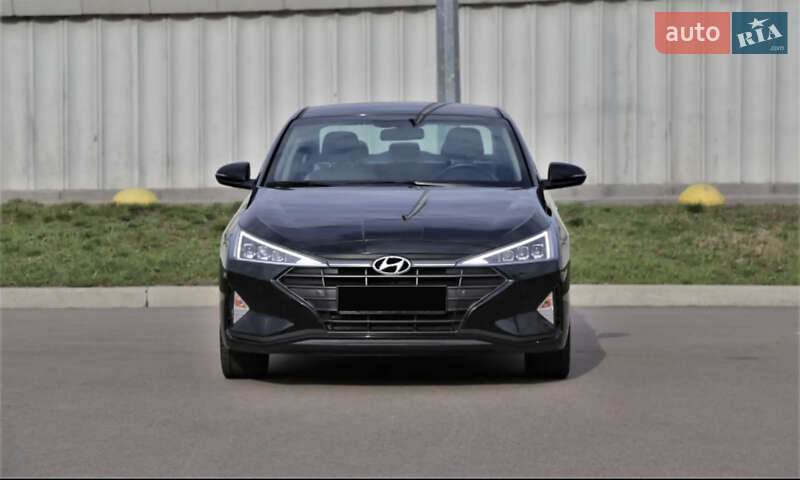 Hyundai Elantra 2020