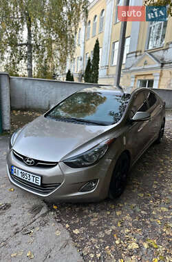 Седан Hyundai Elantra 2011 в Виннице