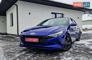 Седан Hyundai Elantra 2023 в Луцьку