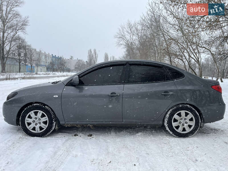 Hyundai Elantra 2008