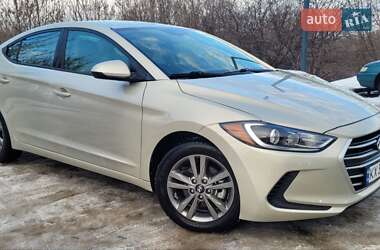 Седан Hyundai Elantra 2016 в Харькове