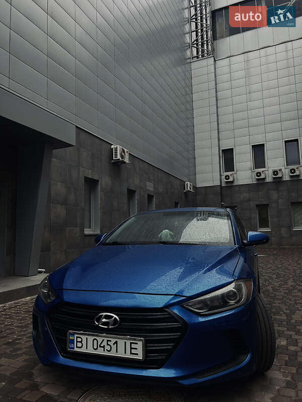 Hyundai Elantra 2016