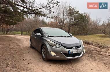 Седан Hyundai Elantra 2012 в Кривом Роге