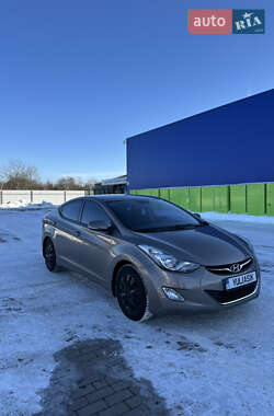 Седан Hyundai Elantra 2012 в Дубні