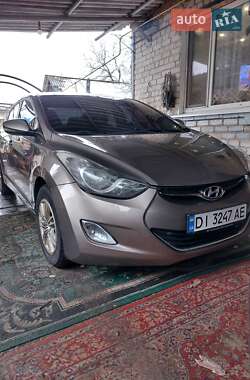 Седан Hyundai Elantra 2011 в Славянске
