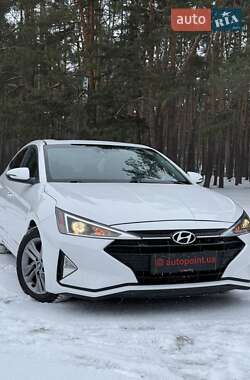 Седан Hyundai Elantra 2018 в Сумах