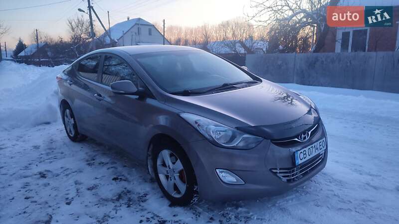 Hyundai Elantra 2013