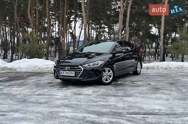 Седан Hyundai Elantra 2017 в Киеве