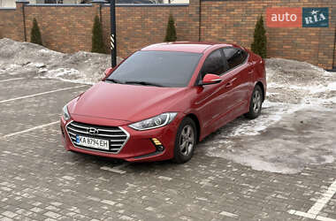 Седан Hyundai Elantra 2017 в Виннице